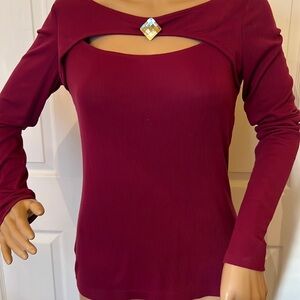 Moda international burgundy cutout long sleeved Shirt szM
